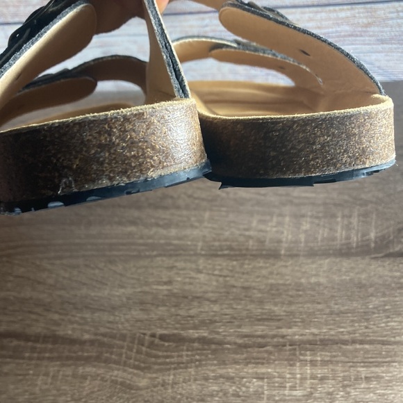 Men's NAE Darco Pinatex Sandal Size 44(11) Black& Tan - Picture 7 of 7